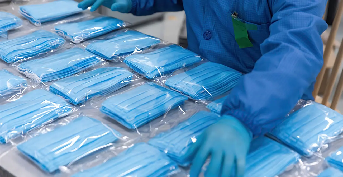 Ponad 500 placówek medycznych odebrało tysiące sztuk sprzętu ochronnego od USP Zdrowie